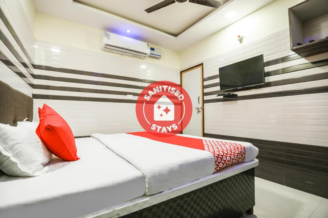 Oyo 71693 Starlight Hotel Gangānagar Extérieur photo