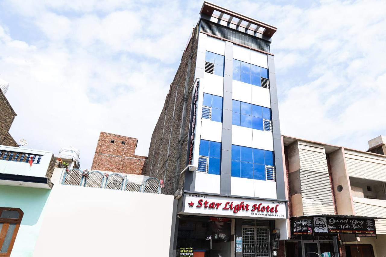 Oyo 71693 Starlight Hotel Gangānagar Extérieur photo
